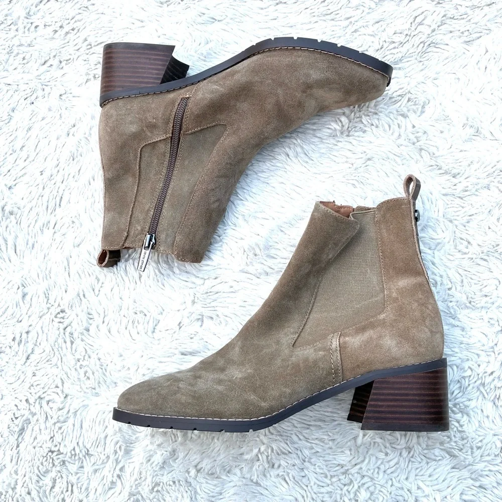 Donald Pliner NWOT Flower Boots in Smoke Sz 8 - Picture 7 of 11